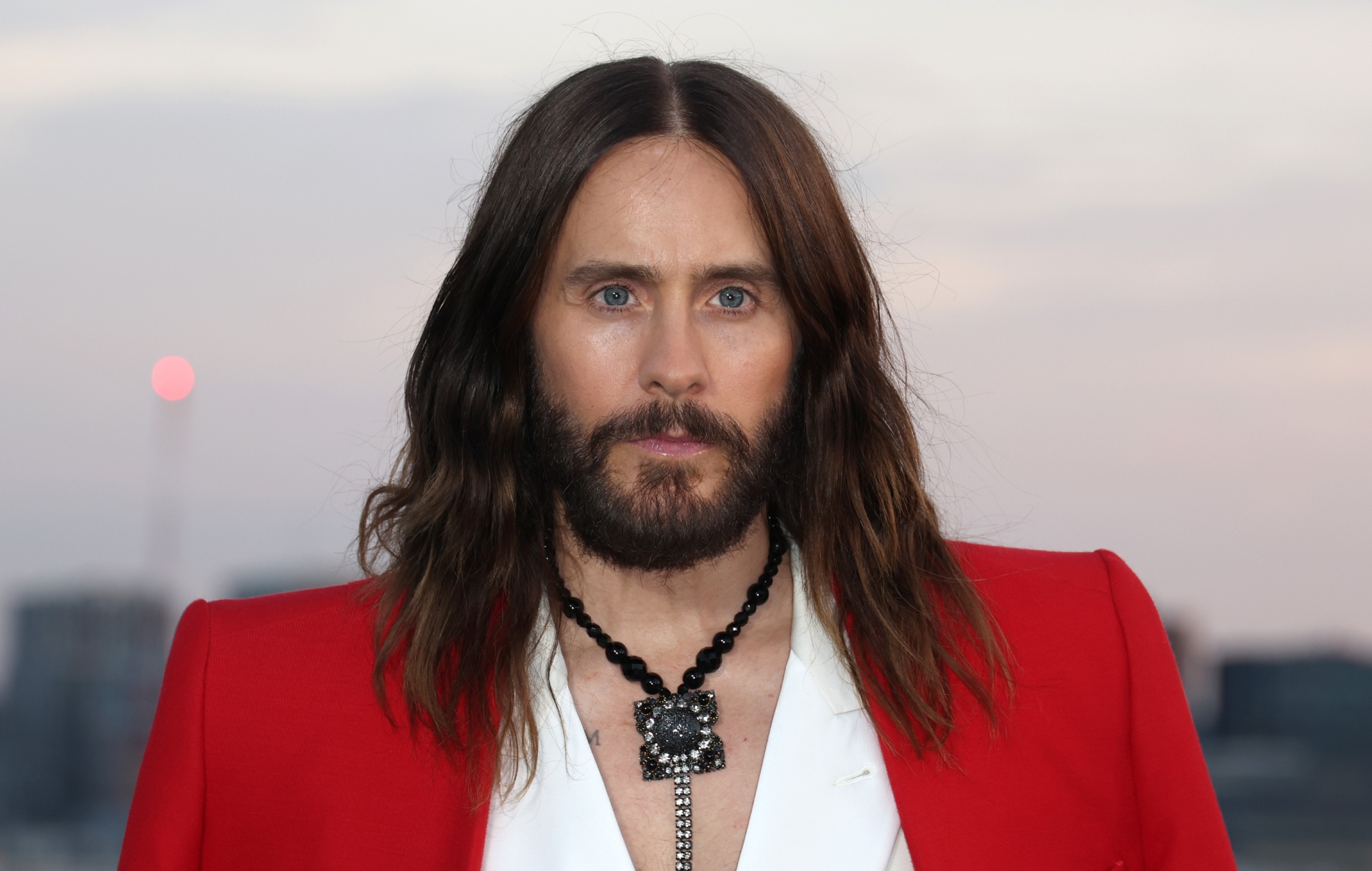 Jared Leto、BBC告発ドキュメンタリーに反論　性的不適切行為の疑惑をすべて否定