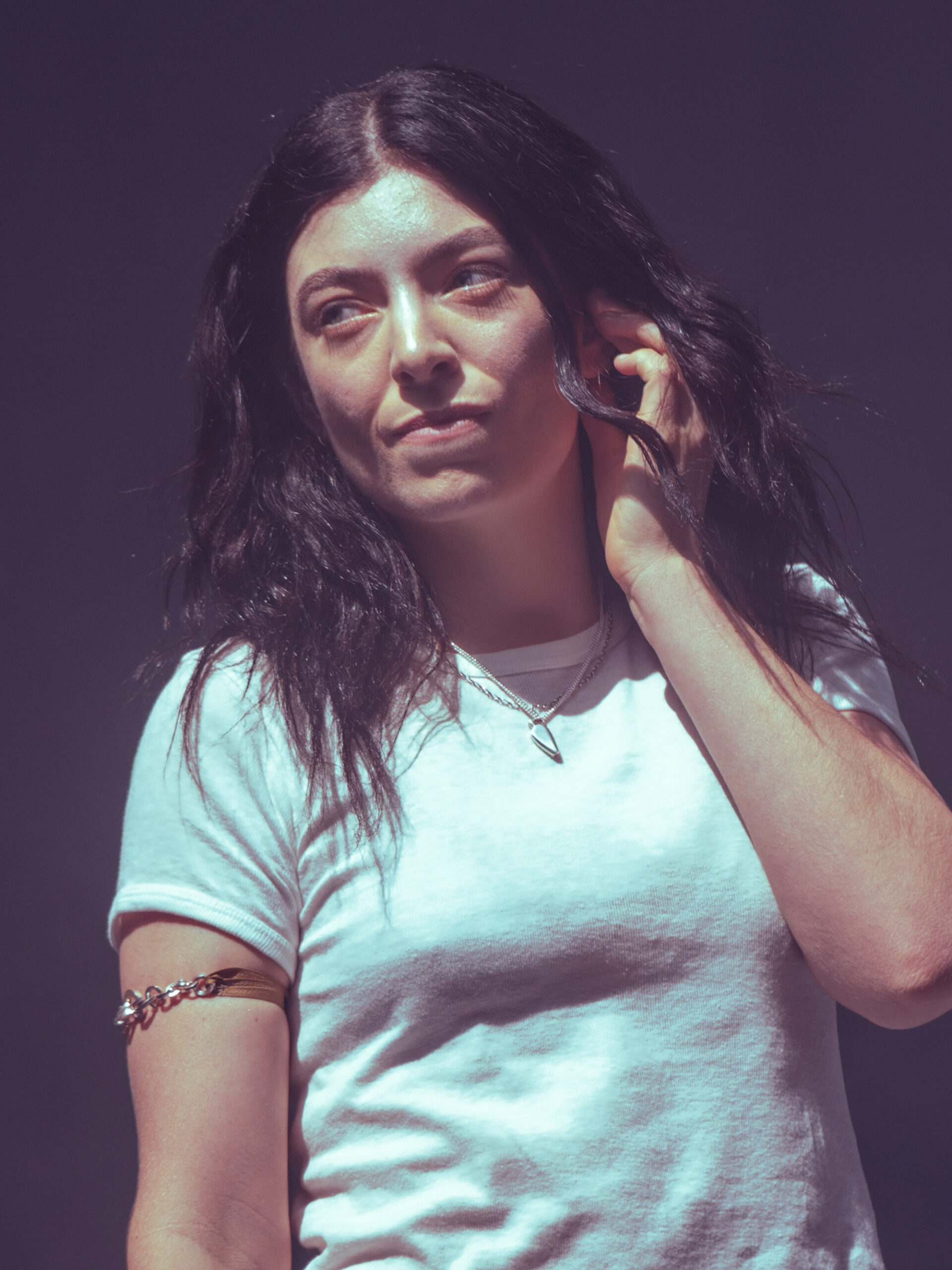 Lorde、Lollapalooza Chicago初日でヘッドライン　翌日主役Charli XCXが〈Girl, So Confusing〉でサプライズ共演