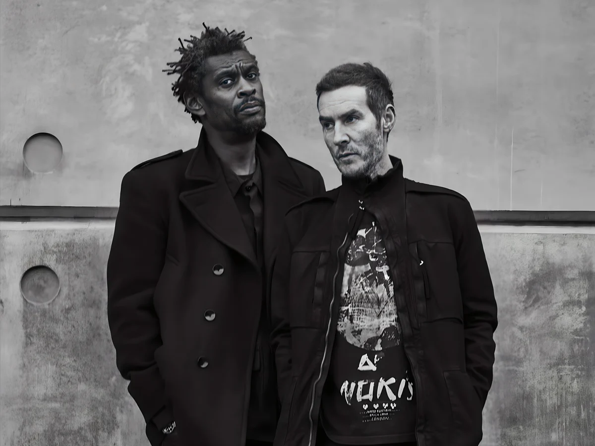 Massive Attackがシンガポール公演でパレスチナ国旗を掲揚、当局が入国禁止処分に