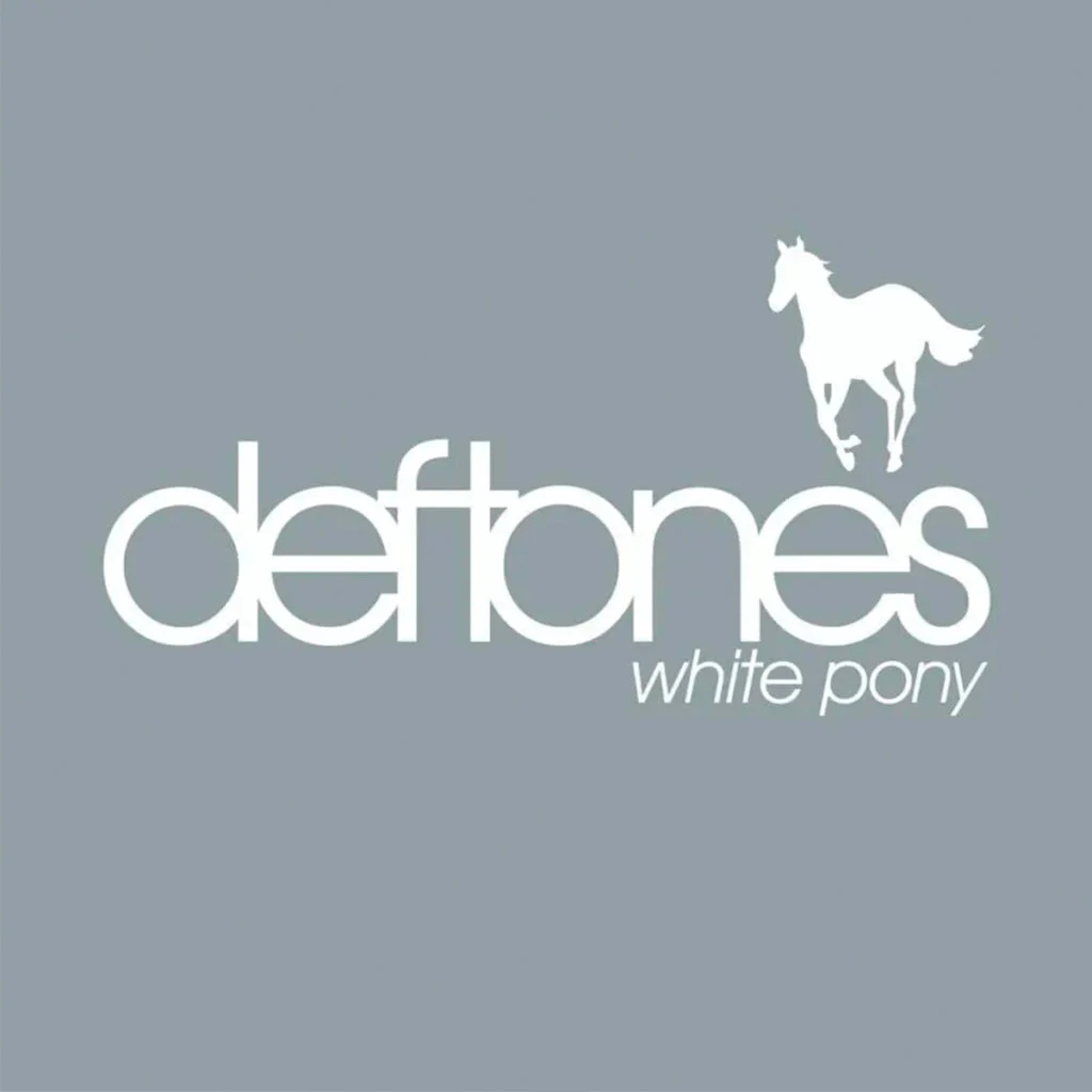 《White Pony》のジャケットはどこから来たのか？クリップアートの白い馬がDeftonesの象徴になるまで