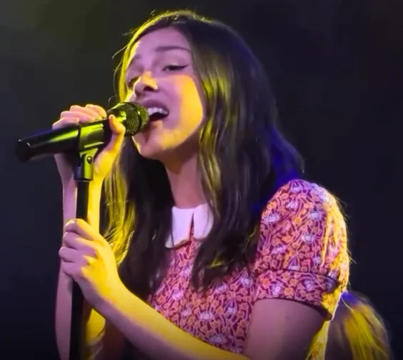 Olivia Rodrigo、Bandcampページ開設からブルックリンの小箱Warsaw出演まで インディーロック路線を加速