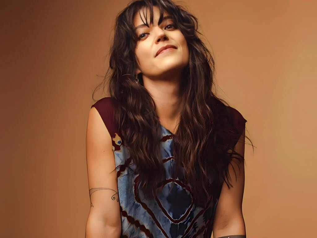 〈Seventeen〉：Sharon Van Etten がニューヨークに宛てた一曲