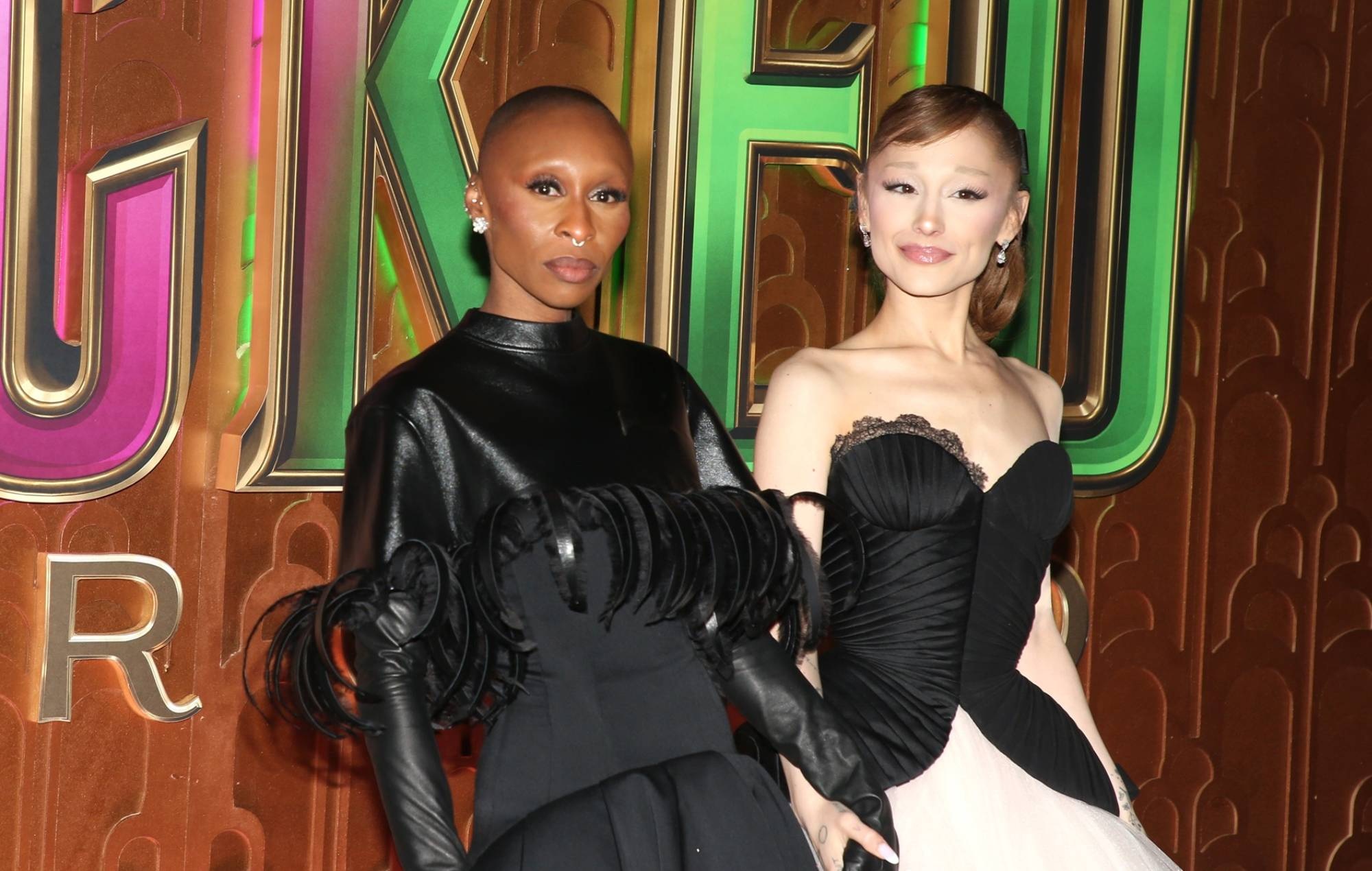 Ariana Grande、ロンドンO2公演にCynthia Erivo登場 〈For Good〉を共演