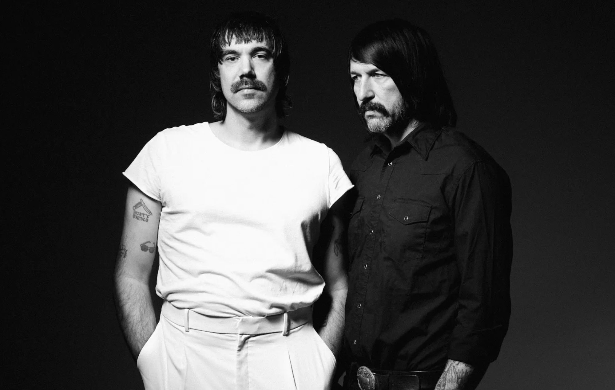 Death From Above 1979、6年ぶりの新作『Private Lives』を発表 2027年北米ツアーも
